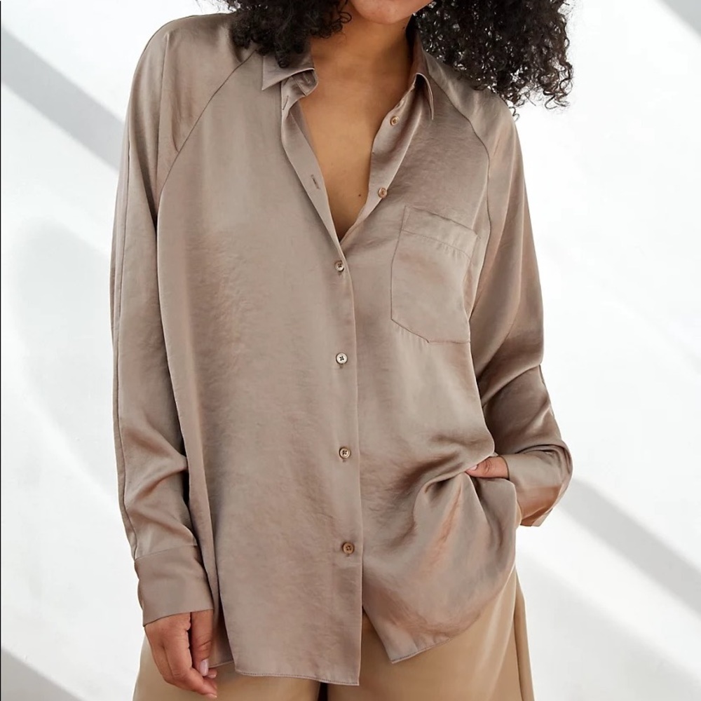 Aritzia Relaxed Button Up